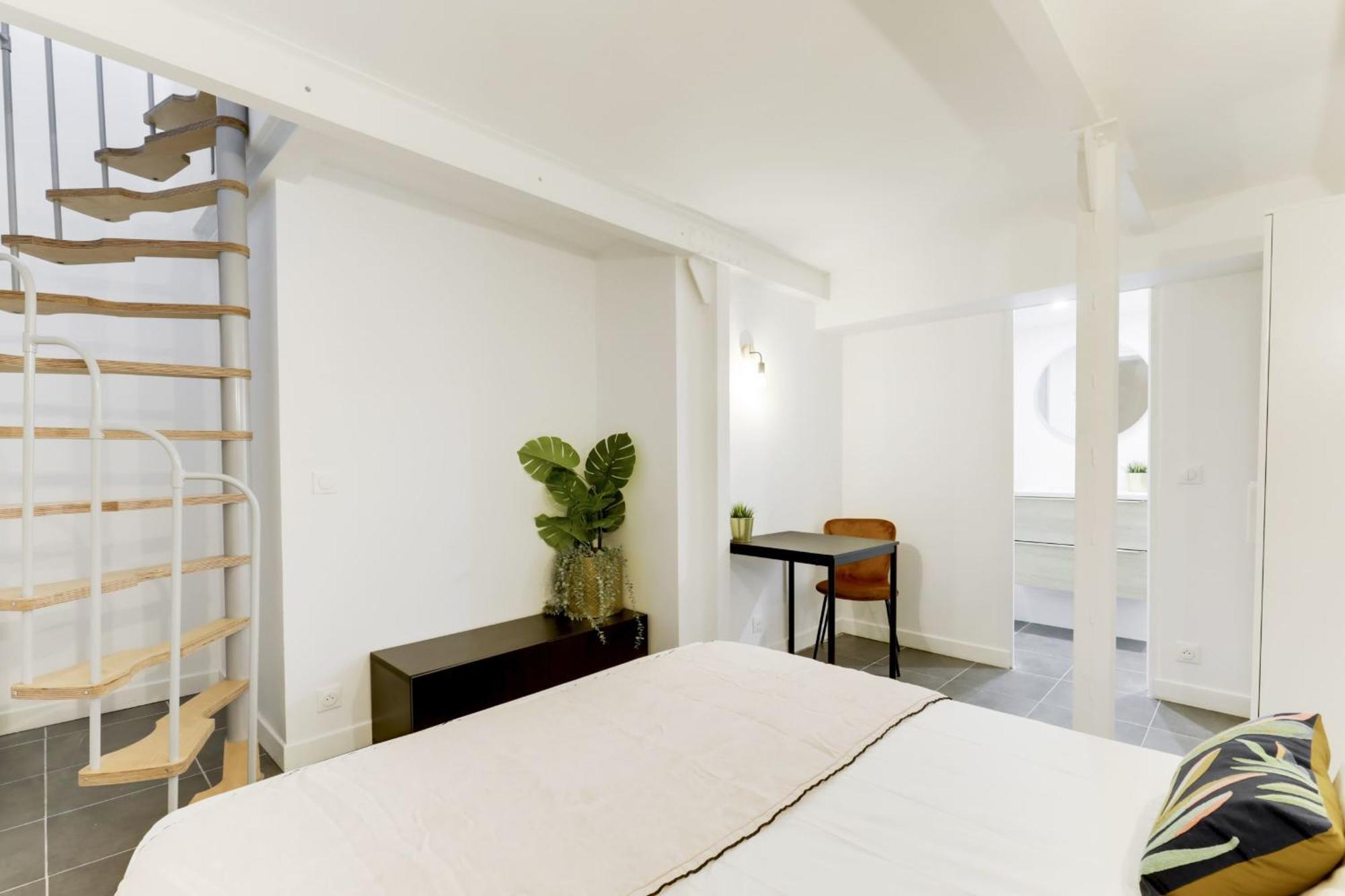 Nice Apartment Renovated And Bright Street Side ปารีส ภายนอก รูปภาพ